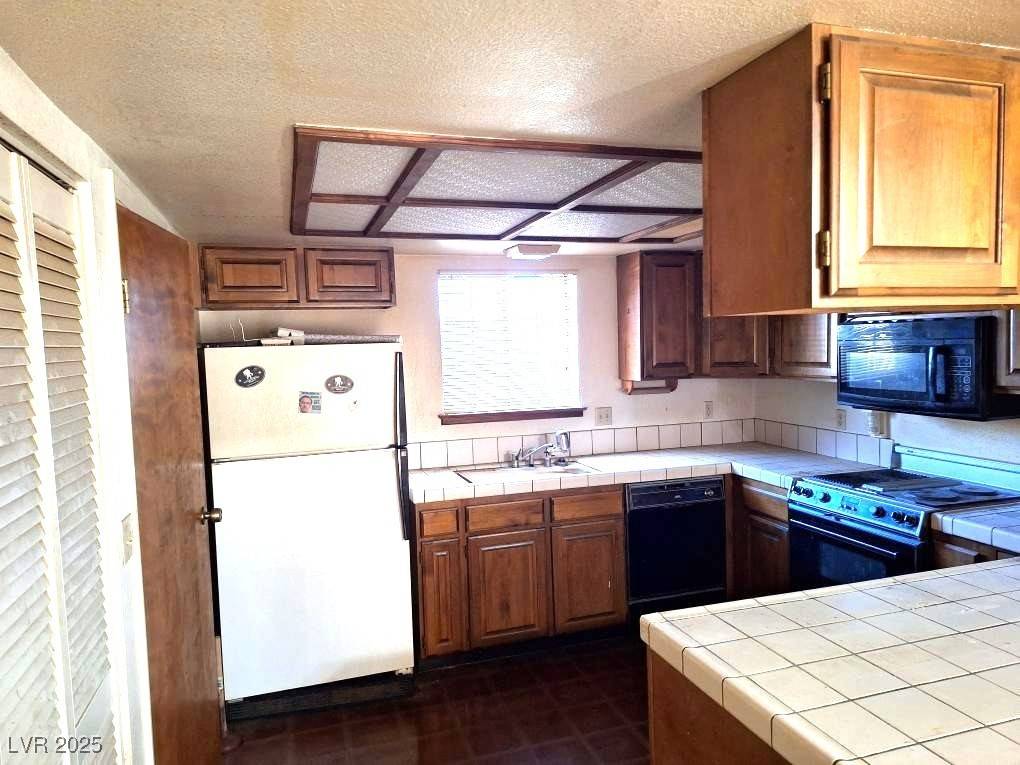 Pahrump, NV 89048,671 Bourbon ST