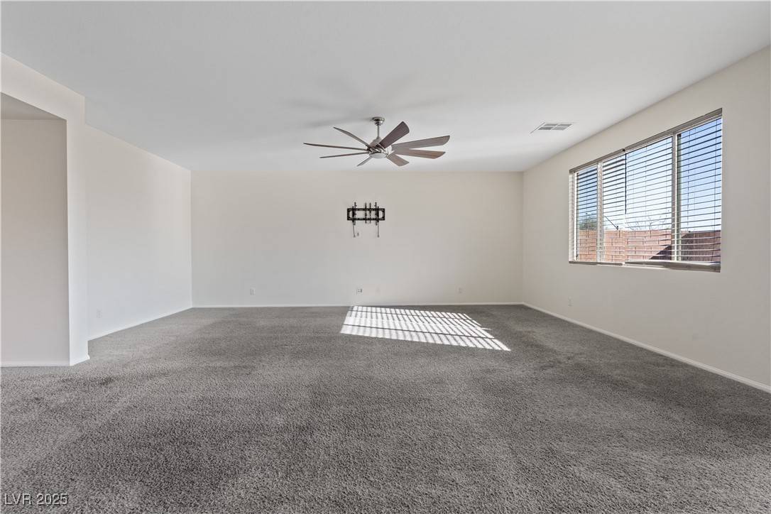 Las Vegas, NV 89144,340 Autumn Palace CT