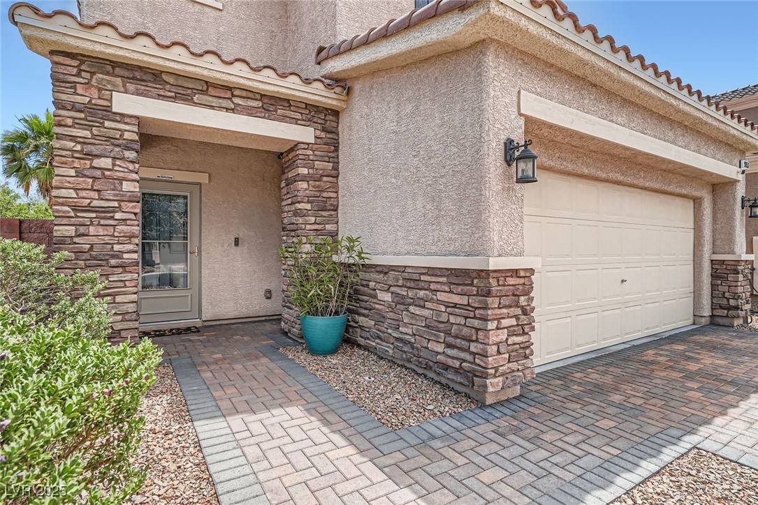 Las Vegas, NV 89148,9853 Bangalore CT