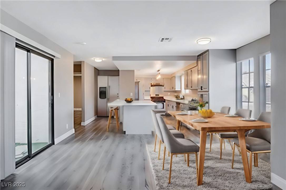 Las Vegas, NV 89121,3971 Foxboro CIR
