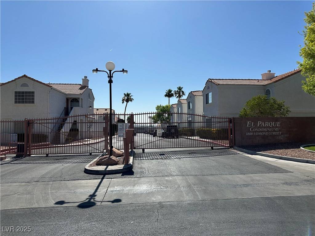 Las Vegas, NV 89146,1800 Edmond ST #108