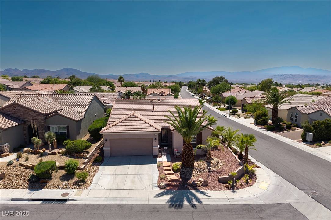 Henderson, NV 89044,2221 River Grove DR
