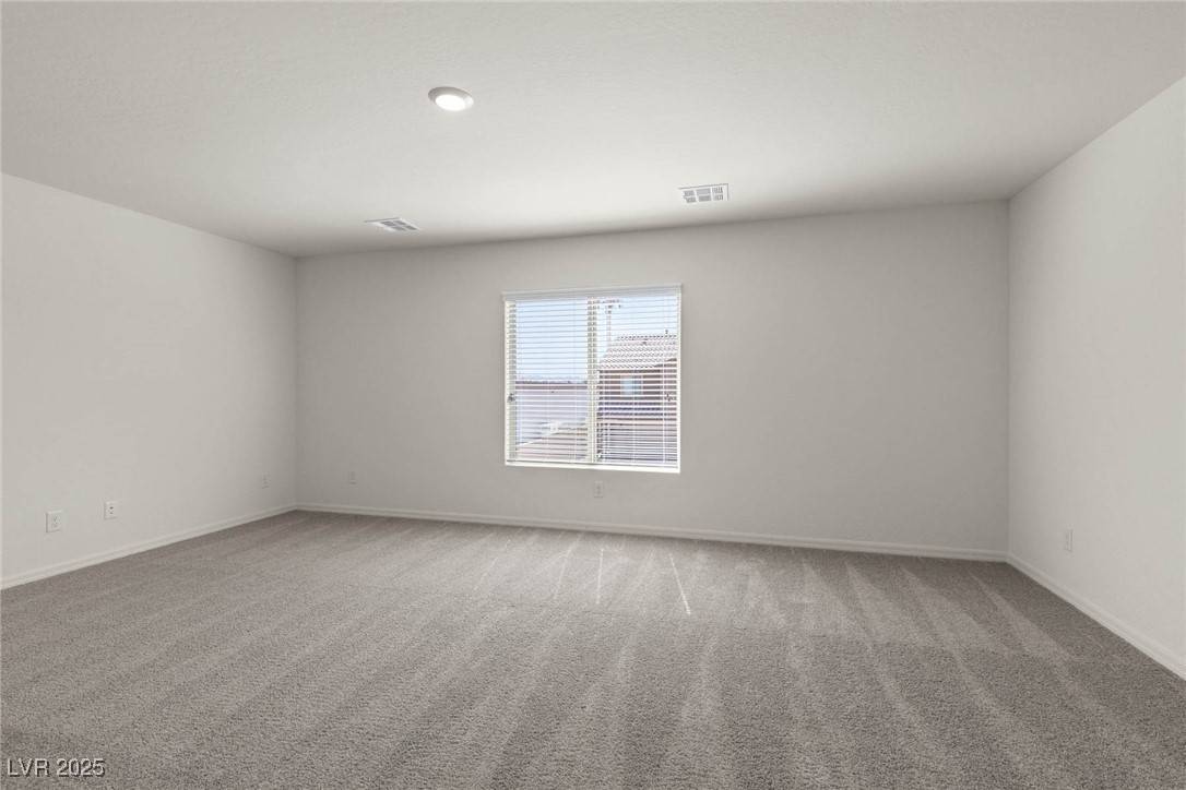 Las Vegas, NV 89122,6197 Blood Lily AVE