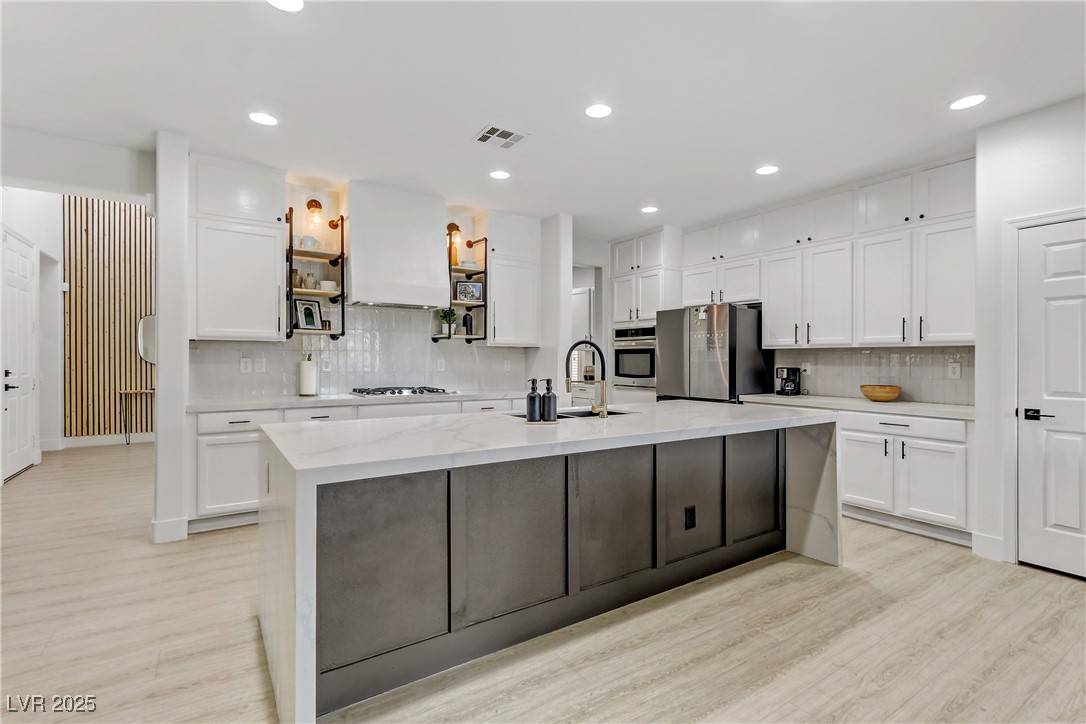 Henderson, NV 89044,2835 Strathallan AVE