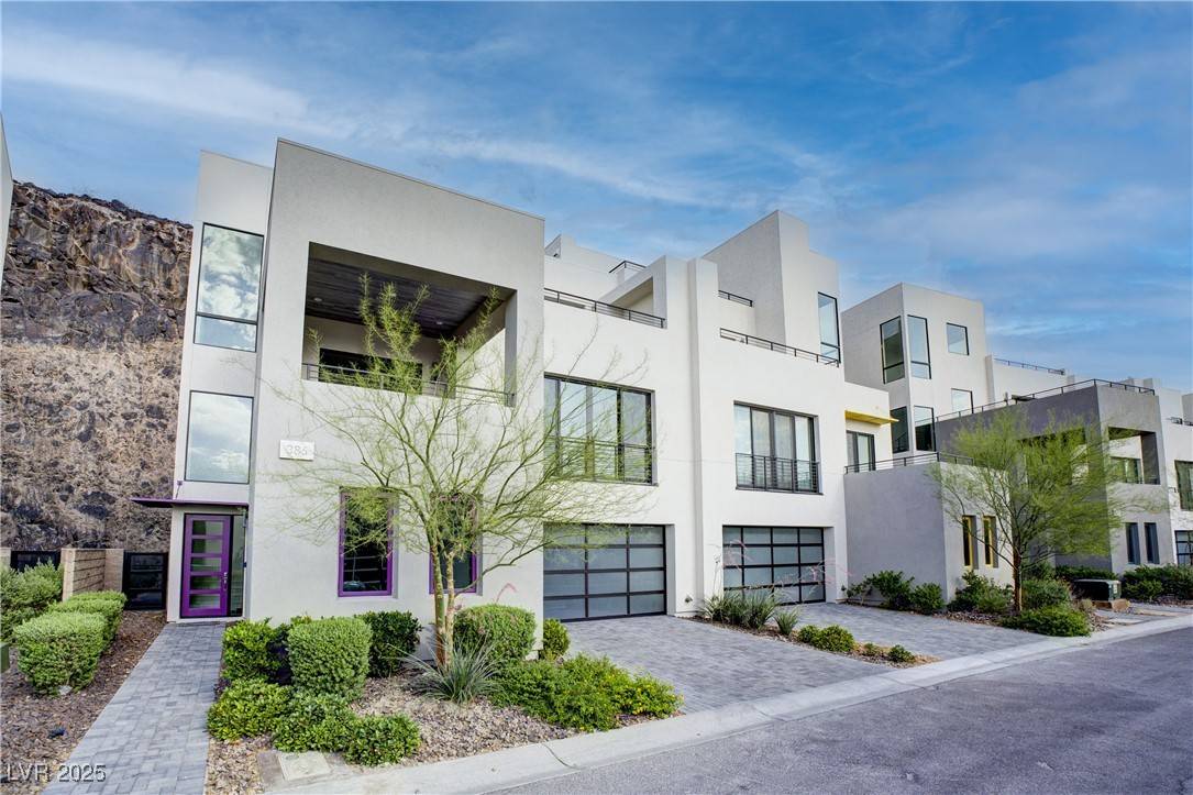 Henderson, NV 89012,386 Tranquil Peak CT