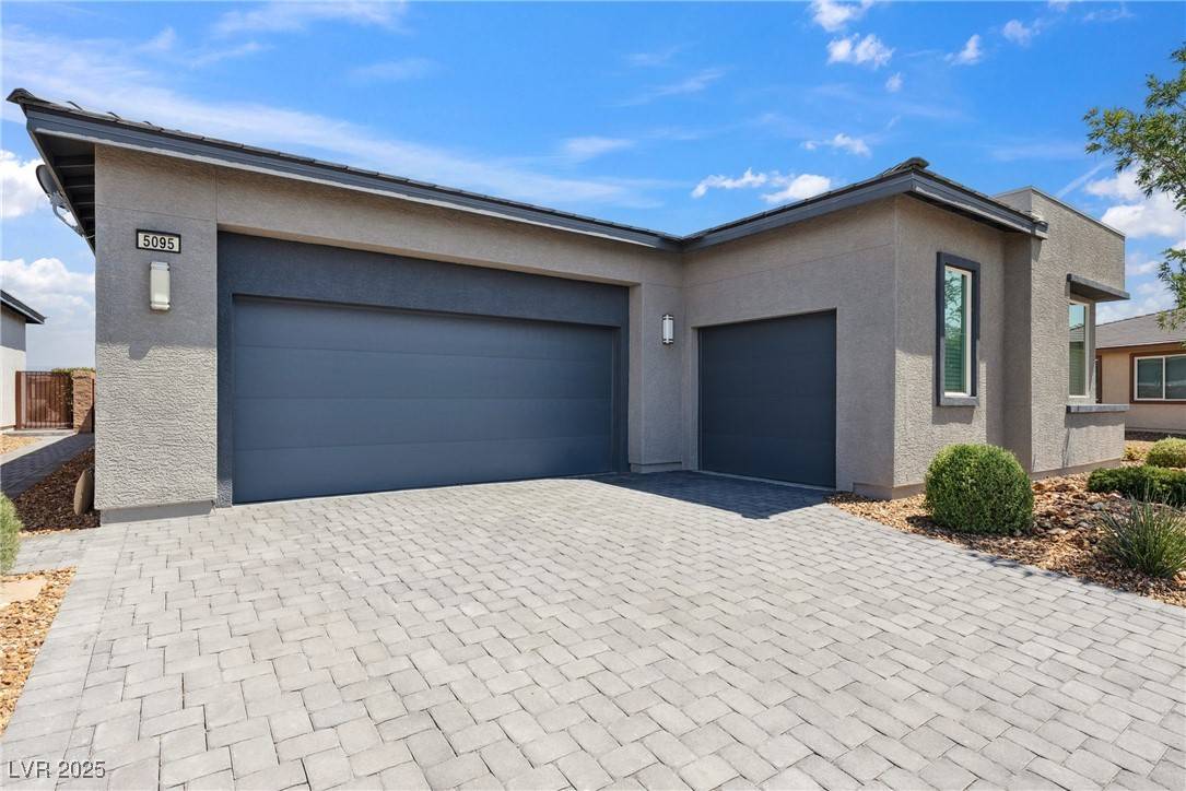 Pahrump, NV 89061,5095 E Long Leaf CT