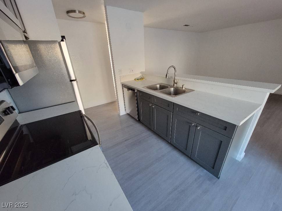 Las Vegas, NV 89121,2771 MOUNTAIN VISTA ST #B