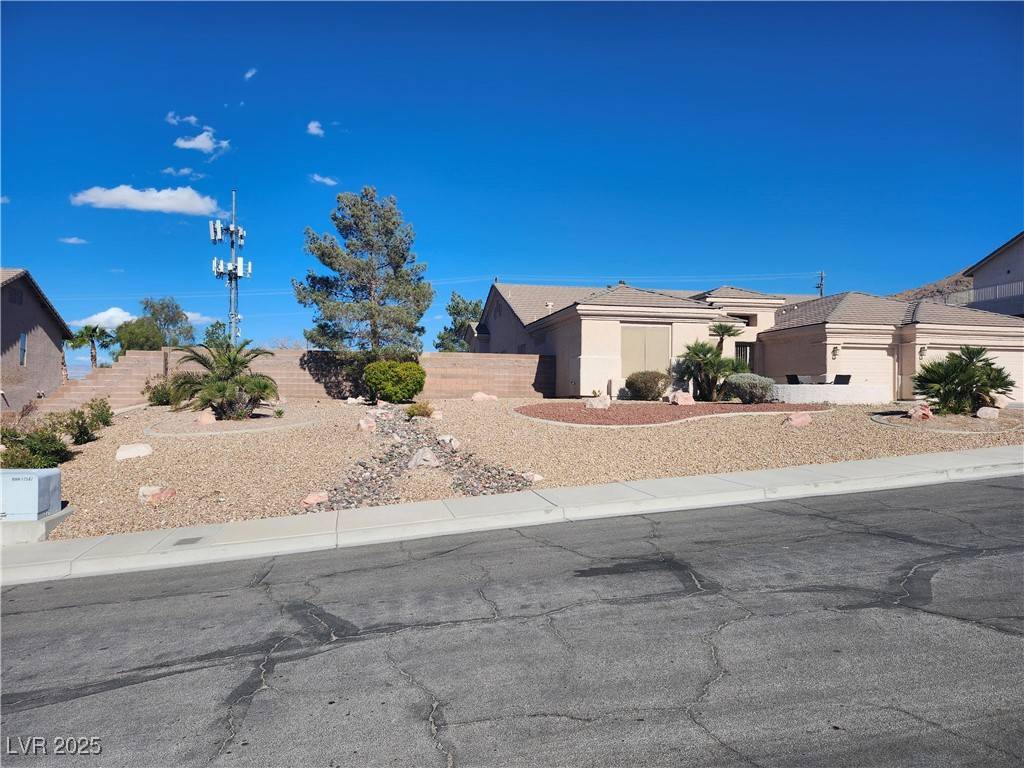 Las Vegas, NV 89110,7076 OAKLEIGH DR