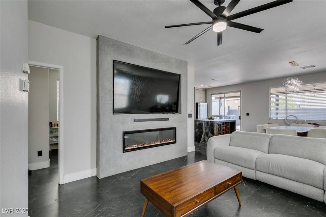 Las Vegas, NV 89142,1352 Angel Falls ST