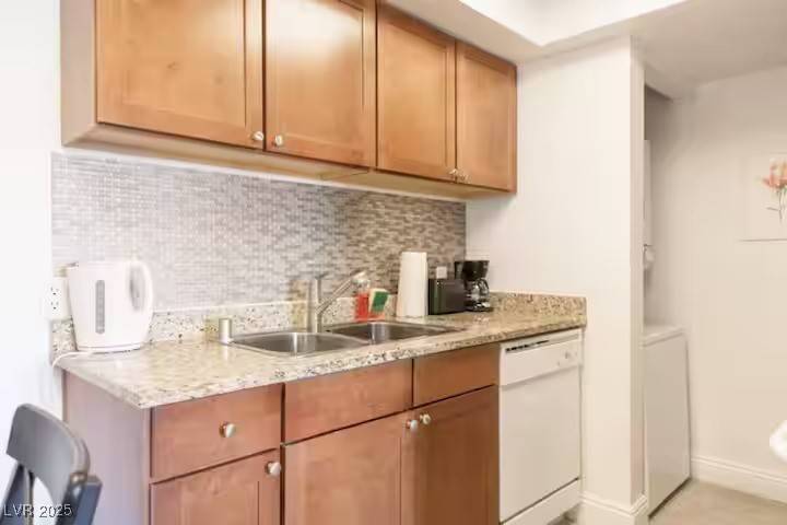 Las Vegas, NV 89103,4200 S Valley View BLVD #3053
