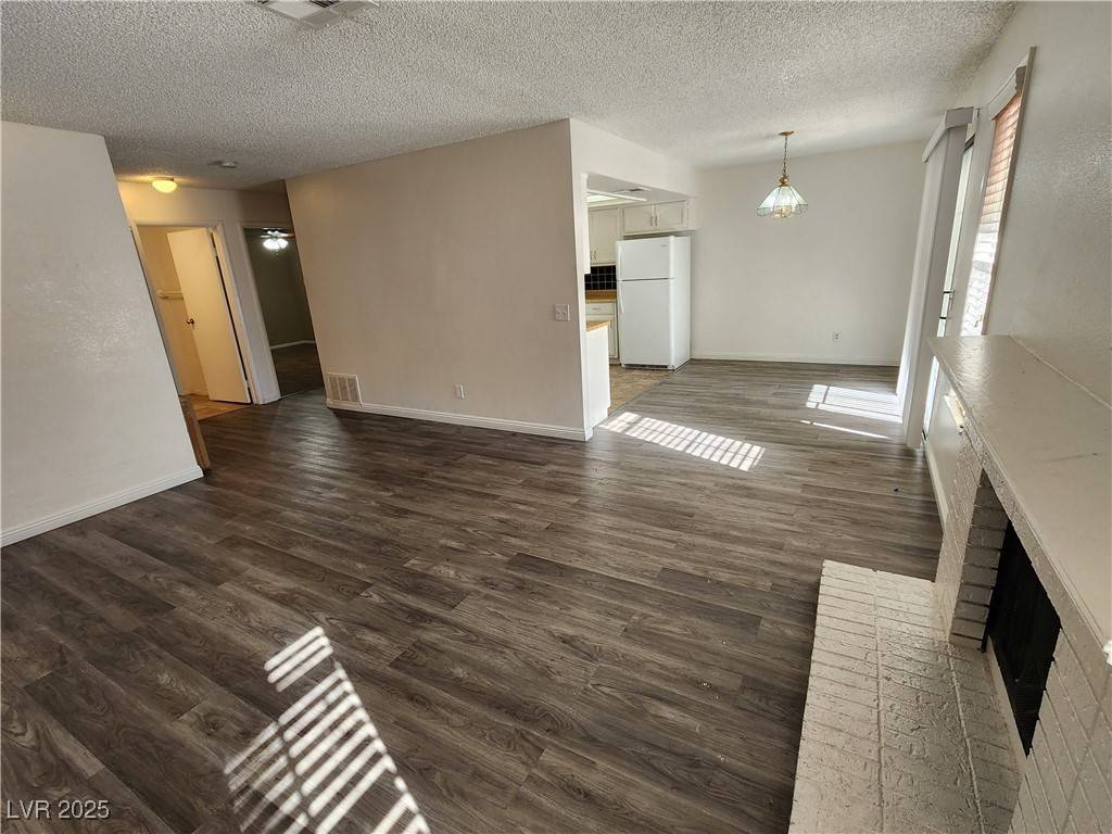 Las Vegas, NV 89103,6627 W Tropicana AVE #201