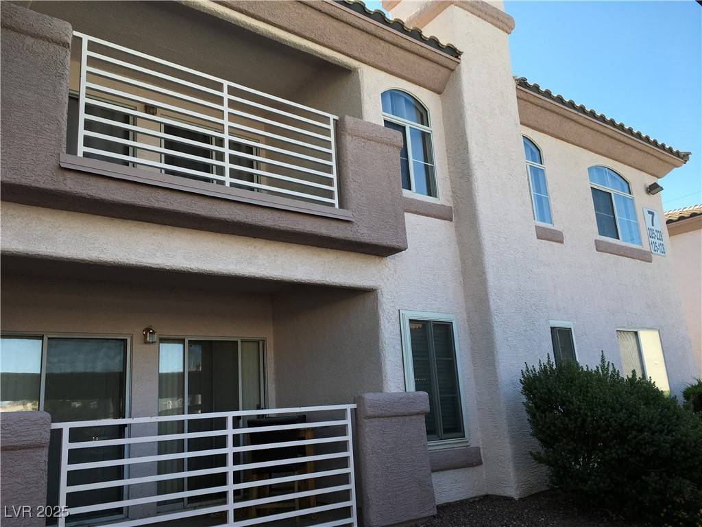 Las Vegas, NV 89104,4555 E Sahara AVE #226