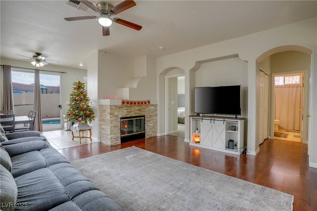 Las Vegas, NV 89144,10605 Moon Flower Arbor PL