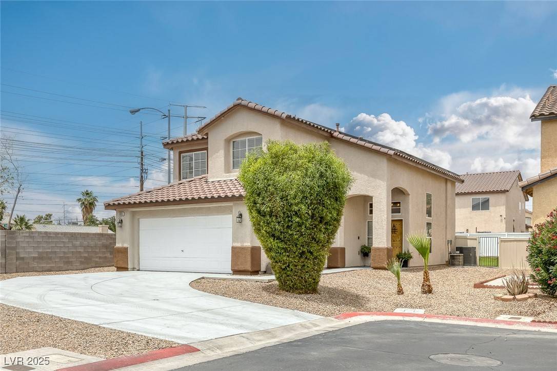 Las Vegas, NV 89142,5816 Glory Canyon WAY