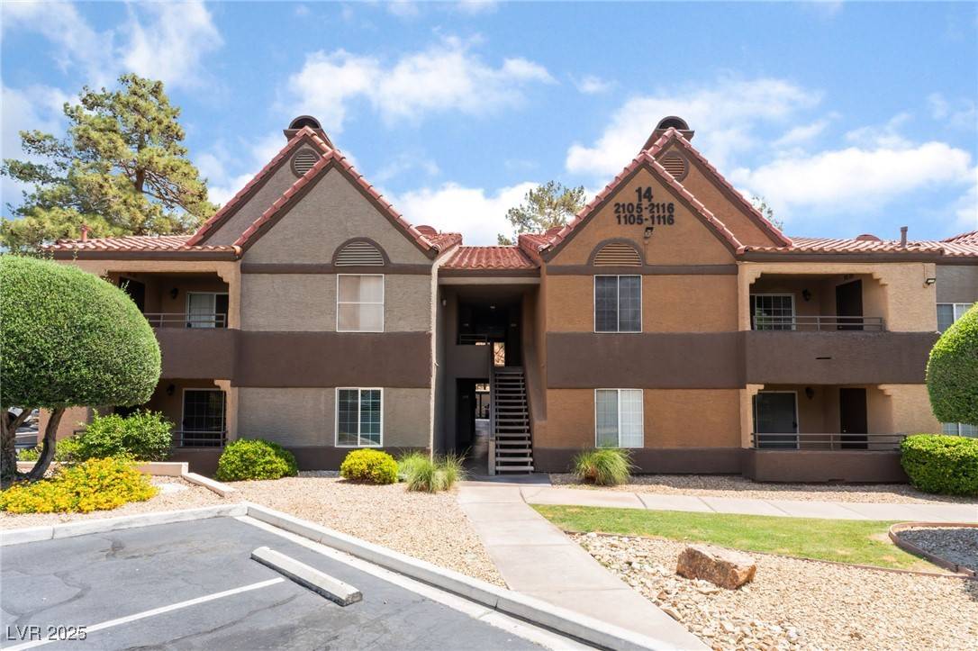Las Vegas, NV 89117,2200 S Fort Apache RD #1105