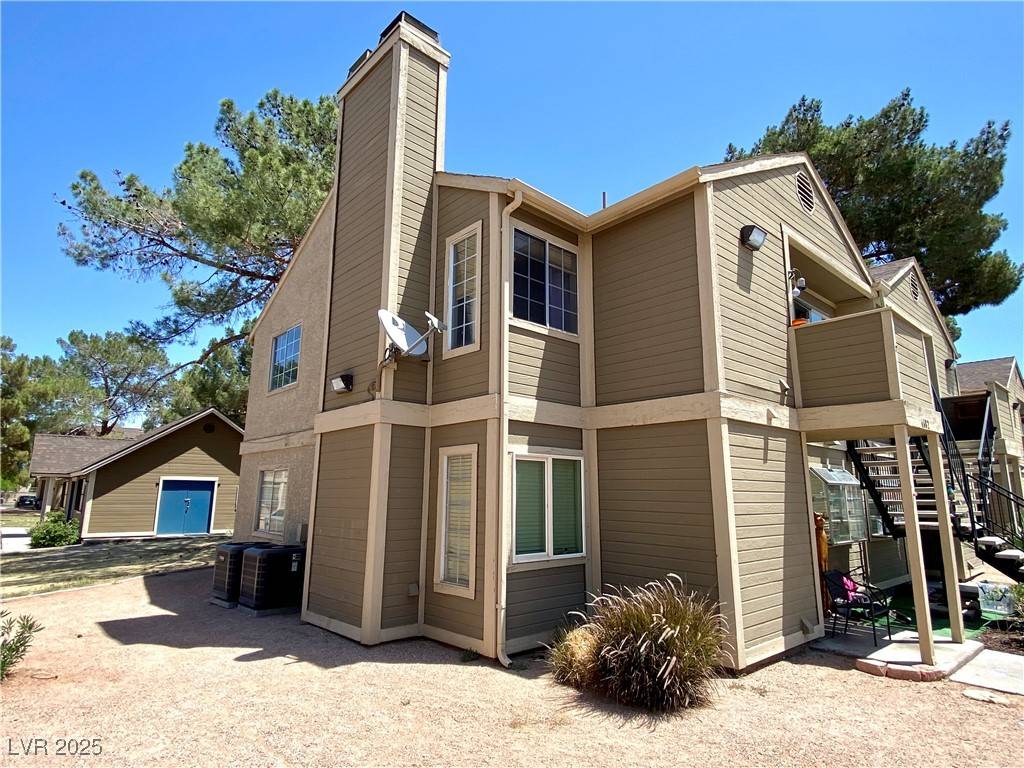 Las Vegas, NV 89121,4682 Leeann LN