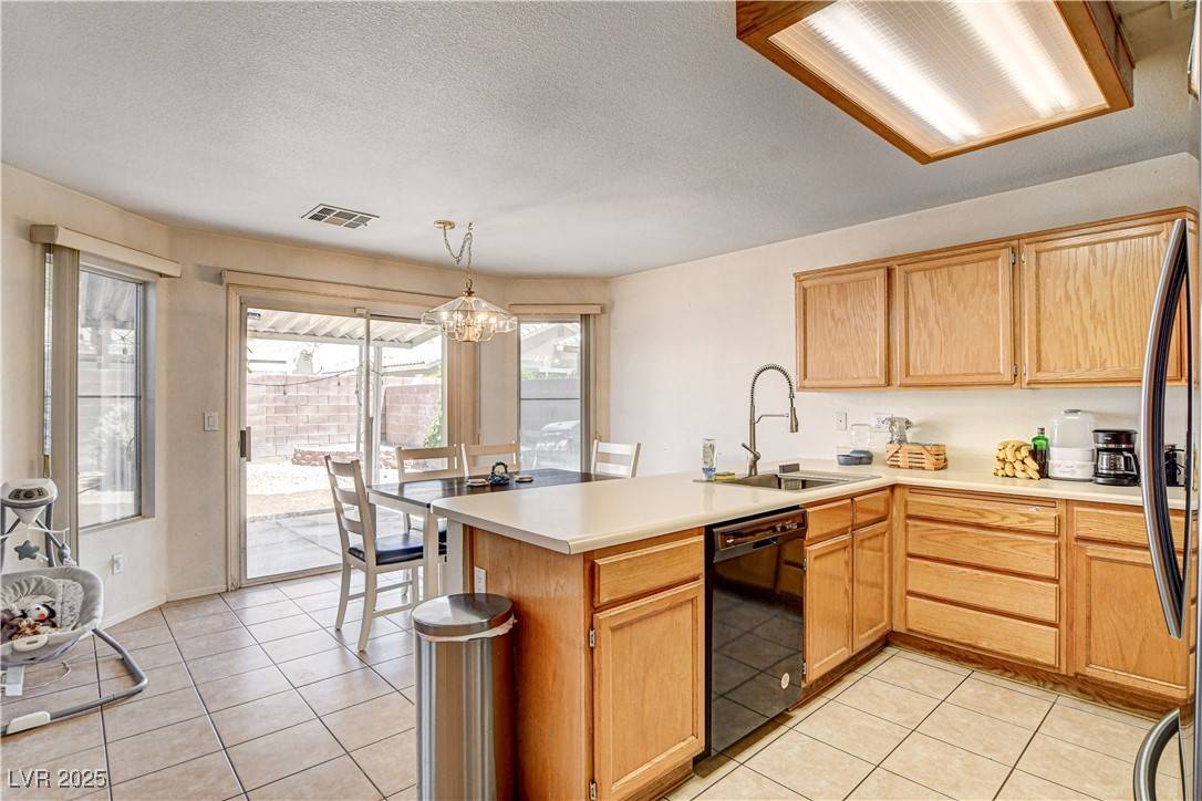 Las Vegas, NV 89142,6058 Grape Blossom AVE