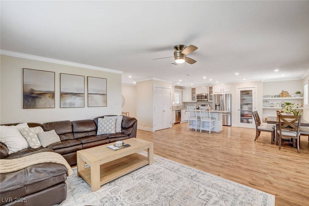Las Vegas, NV 89145,925 Alan Shepard ST