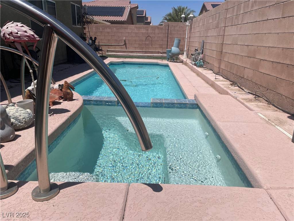 North Las Vegas, NV 89081,728 Brown Breeches AVE