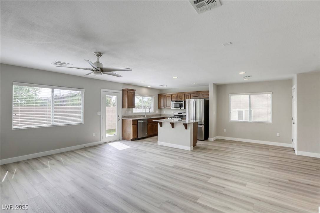 Las Vegas, NV 89129,3932 Beverly Elms ST