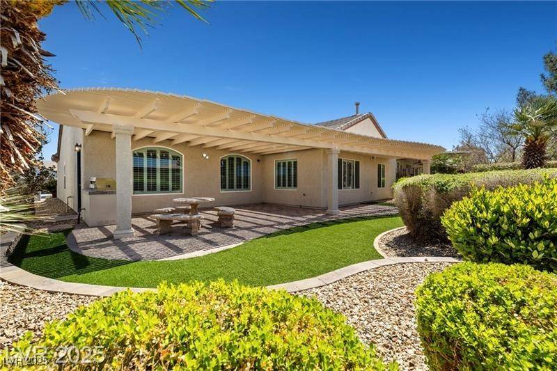 Henderson, NV 89044,2373 Black River Falls DR