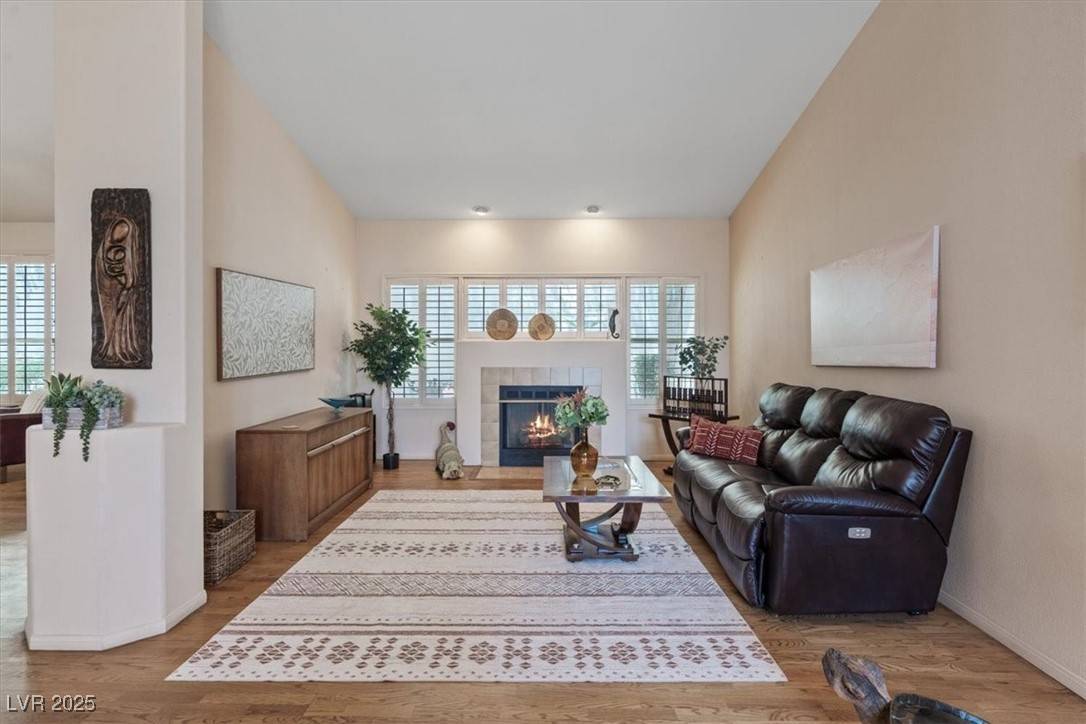 Henderson, NV 89074,175 Palta CT