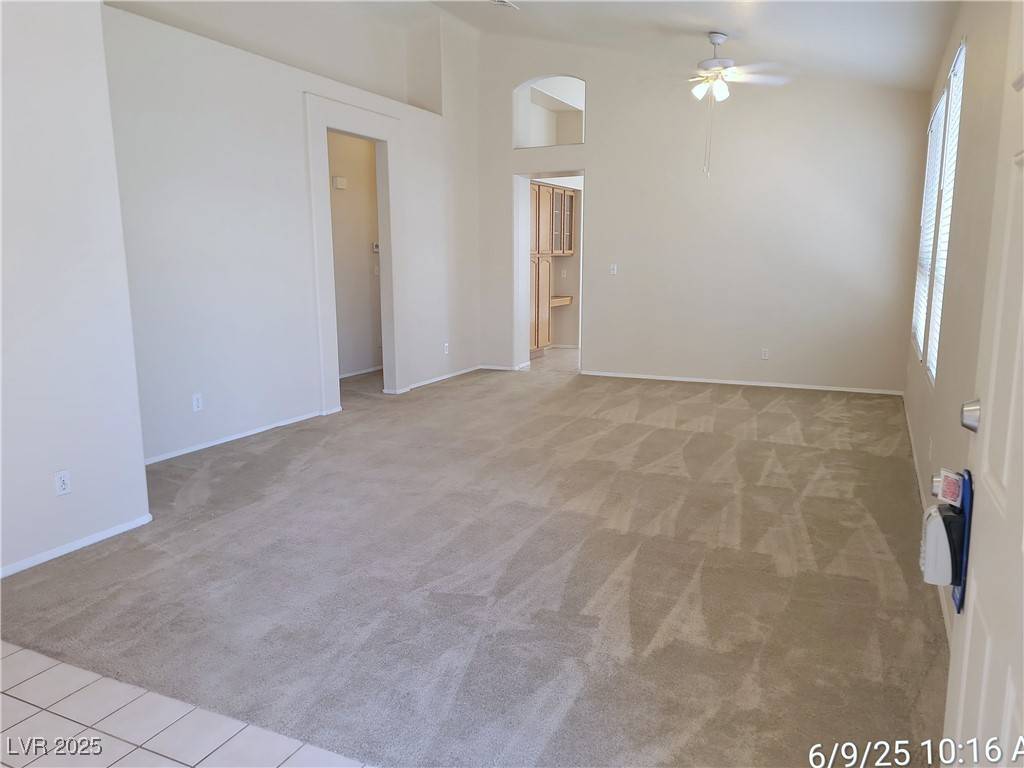 Henderson, NV 89074,122 McLaren ST
