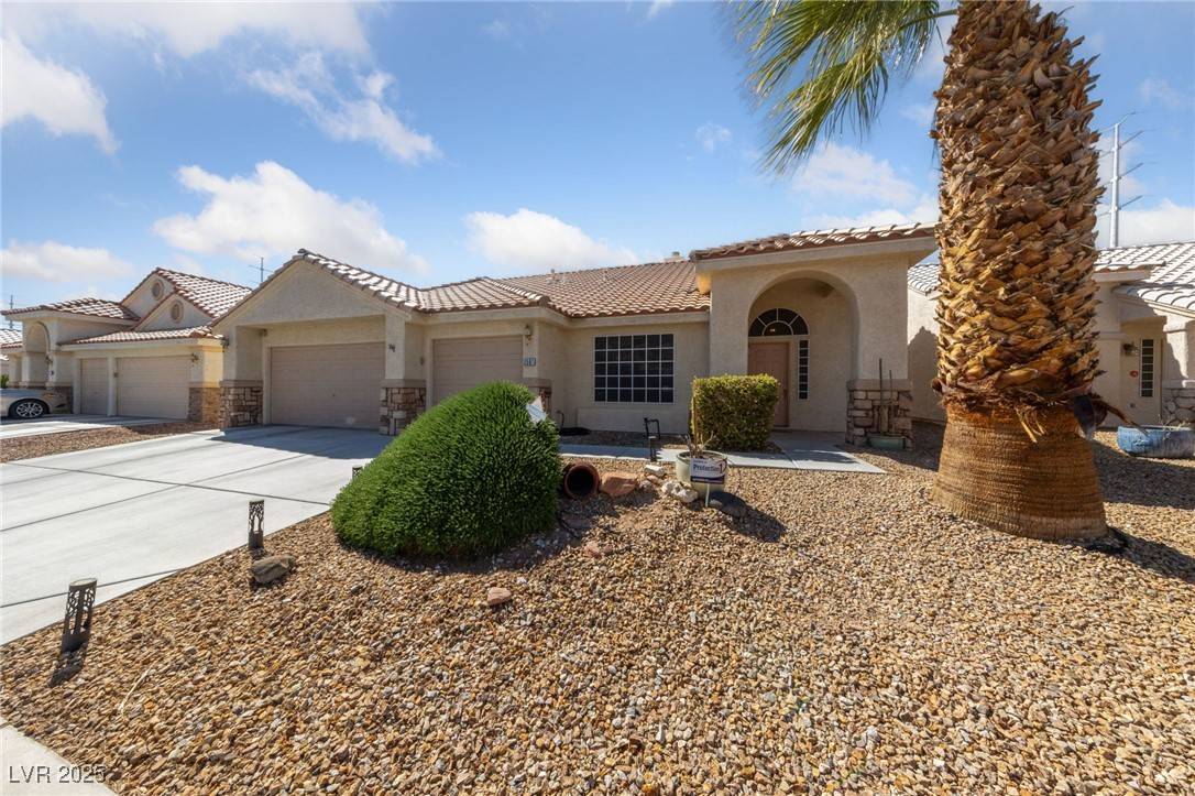 Las Vegas, NV 89122,3561 Yorba Linda DR
