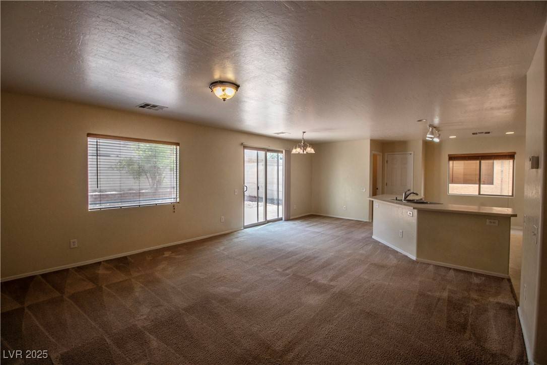 Las Vegas, NV 89148,9041 Westchester Hill AVE