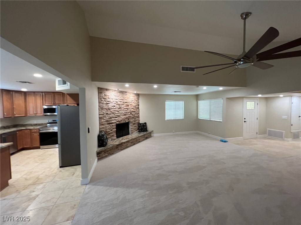 Las Vegas, NV 89109,1006 Bel Air CIR