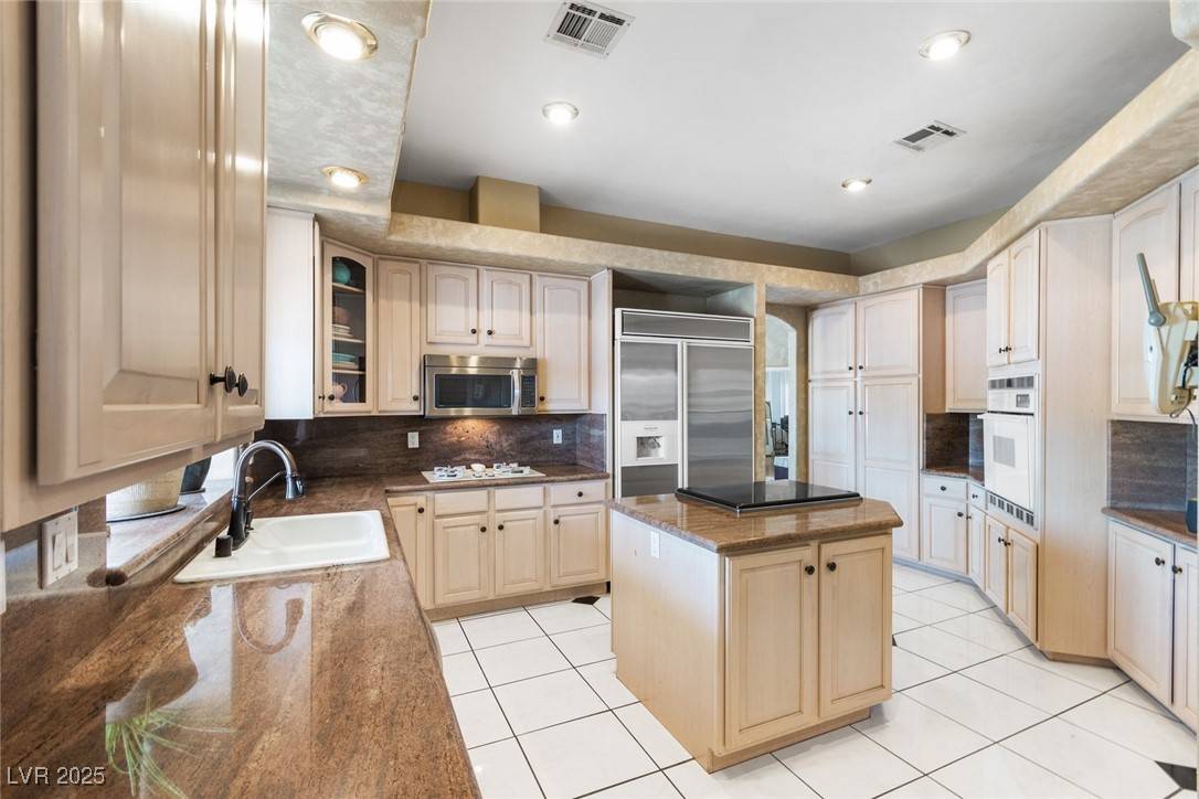 Las Vegas, NV 89139,4545 W Agate AVE