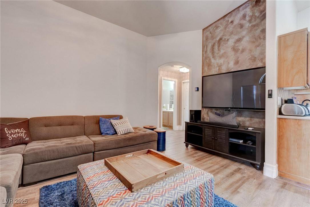 Las Vegas, NV 89149,7120 Bear Paw Creek ST #101