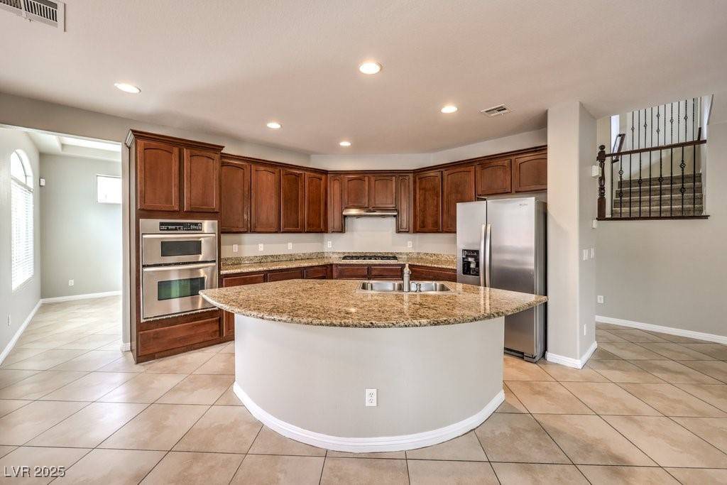 North Las Vegas, NV 89085,3725 Moonshine Falls AVE