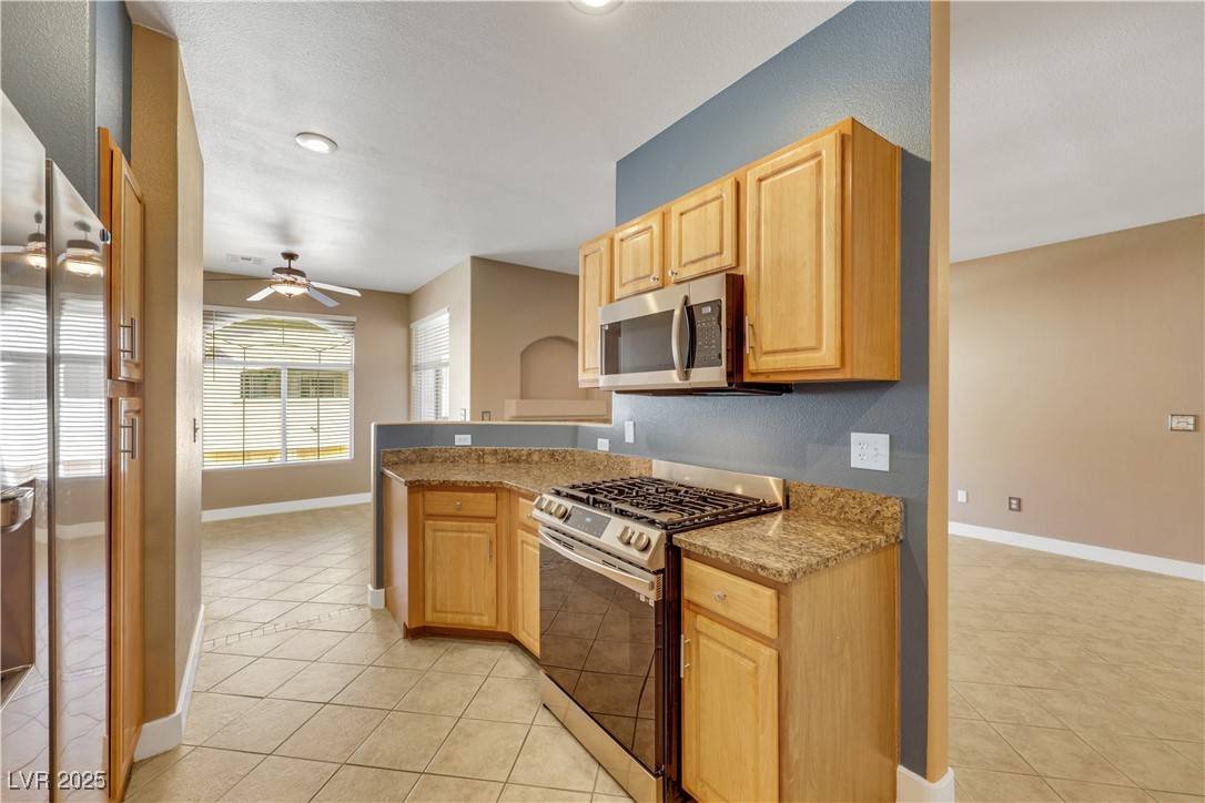 Las Vegas, NV 89145,108 Lemon Glaze ST #202