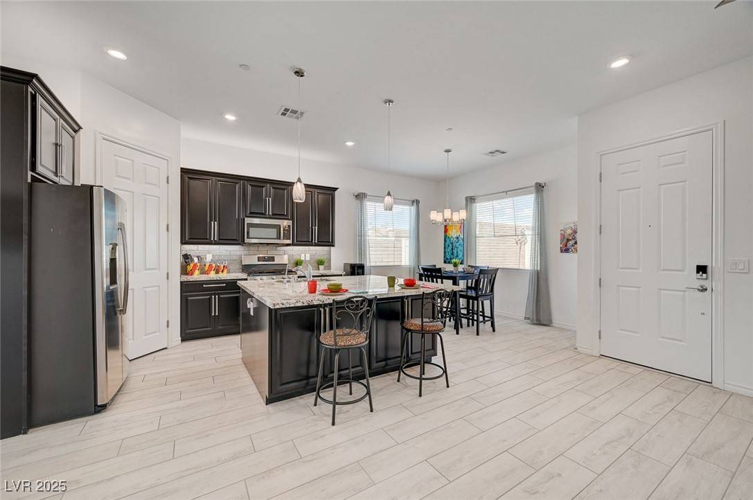 Henderson, NV 89011,794 Sunny Sagebrush ST