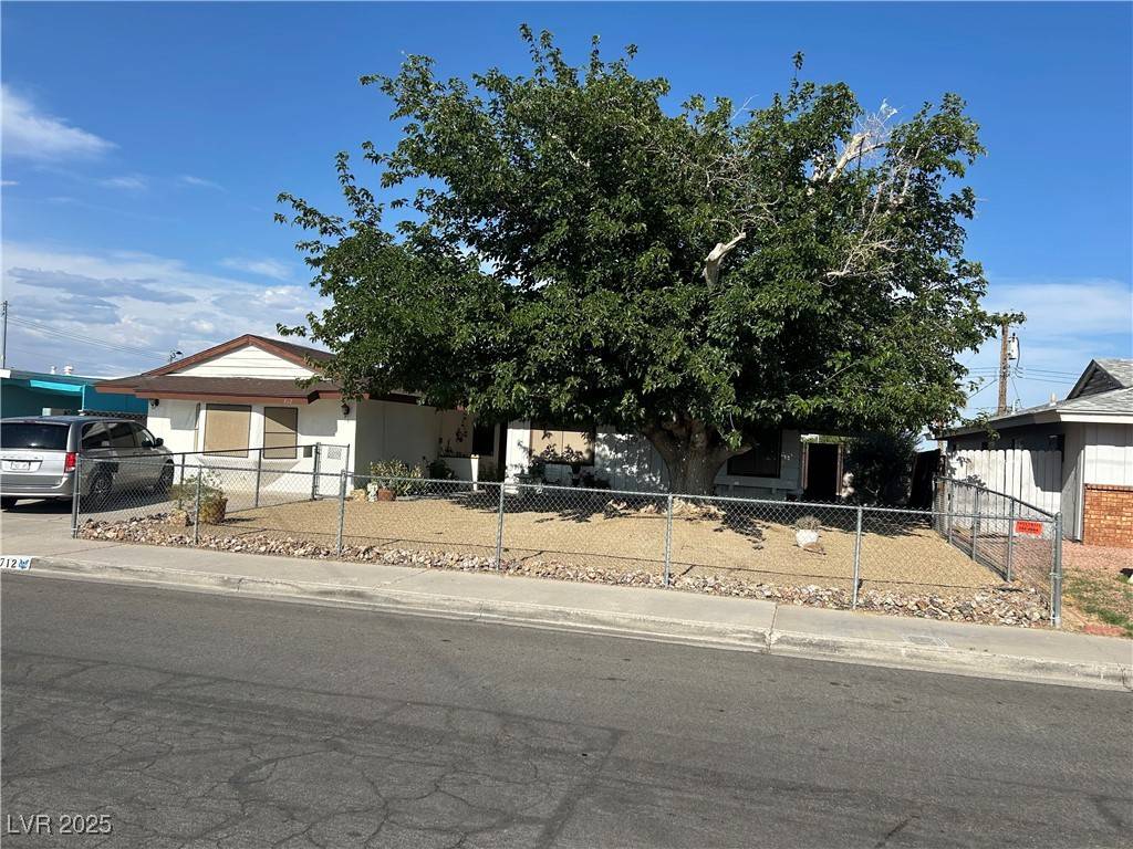 Las Vegas, NV 89107,712 Donner ST