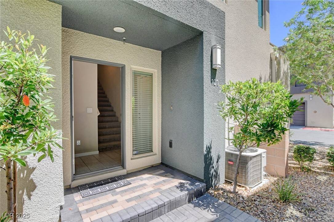 Las Vegas, NV 89135,11302 Kraft Mountain AVE #101