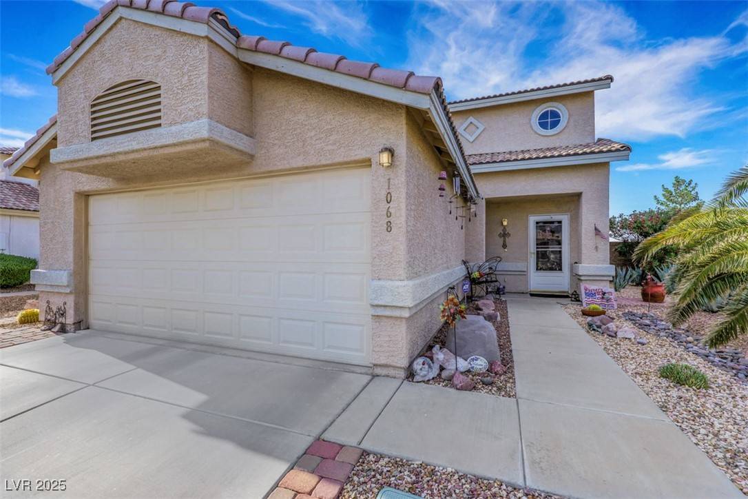 Henderson, NV 89015,1068 African Eagle AVE
