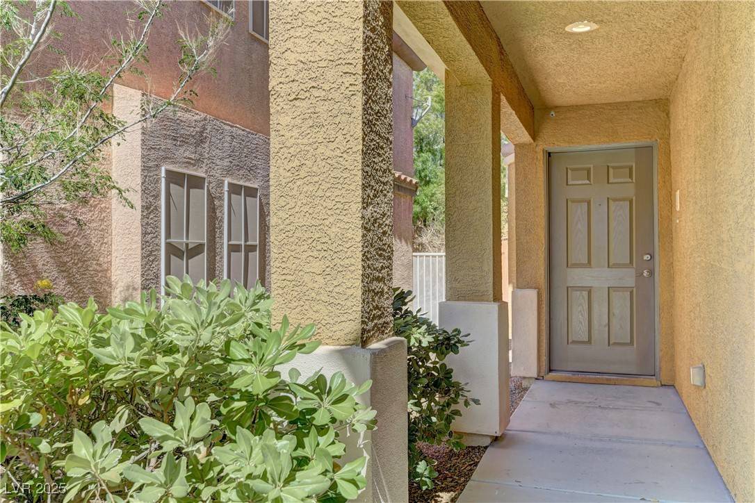 Las Vegas, NV 89148,236 Fairway Woods DR