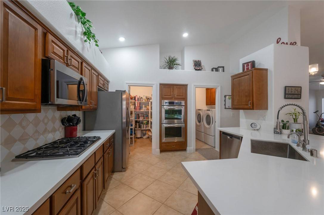 North Las Vegas, NV 89081,2640 Torch AVE