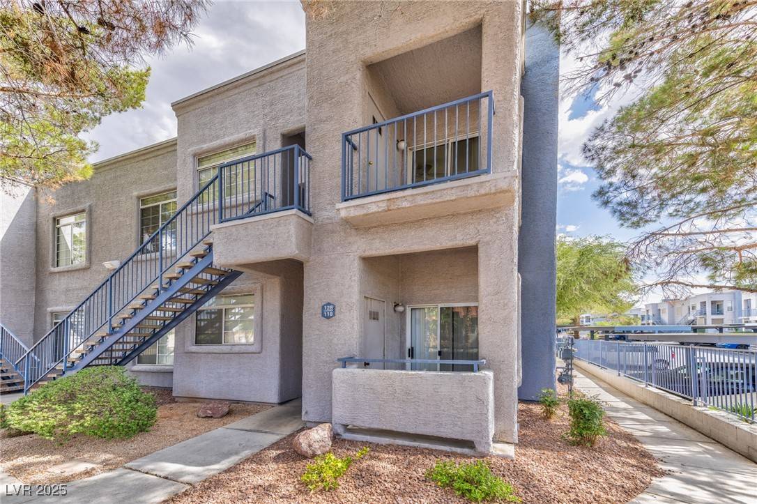 Henderson, NV 89074,2201 Ramsgate DR #118