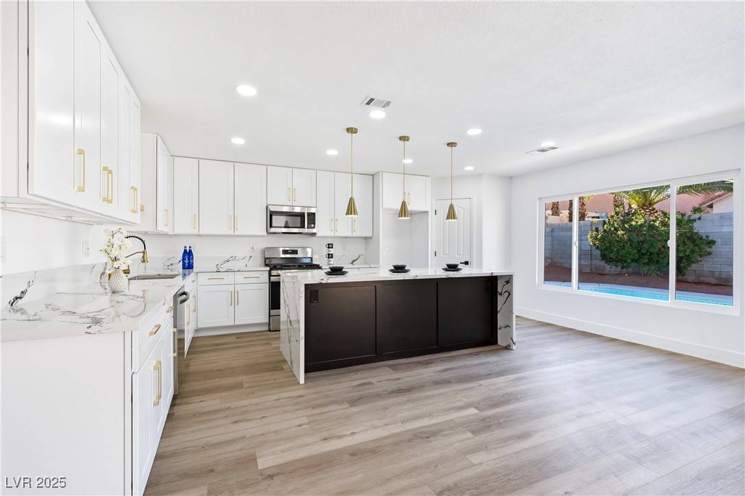 Las Vegas, NV 89123,9541 Summersweet CT