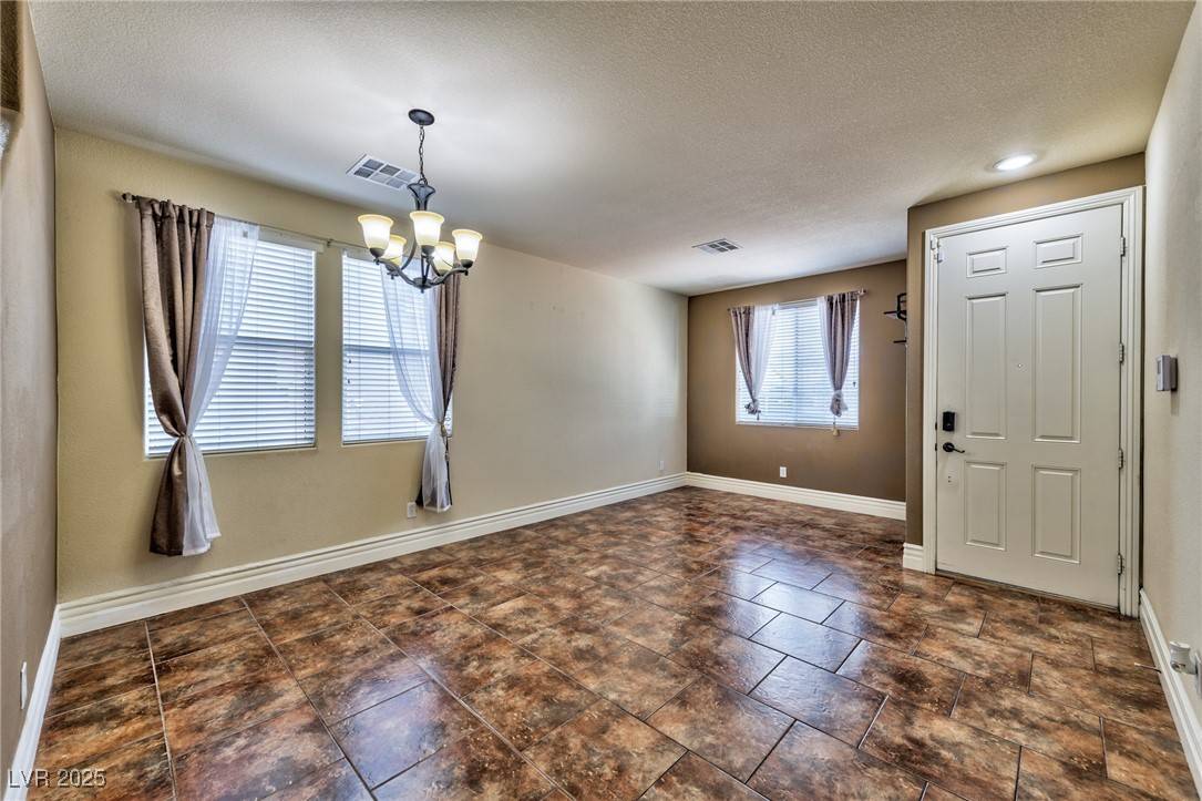 Las Vegas, NV 89131,5025 Lone Wolf AVE