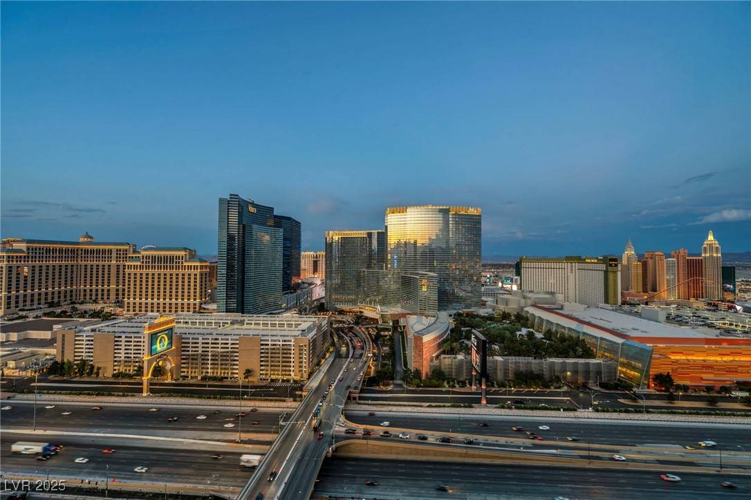 Las Vegas, NV 89103,4525 Dean Martin DR #2903