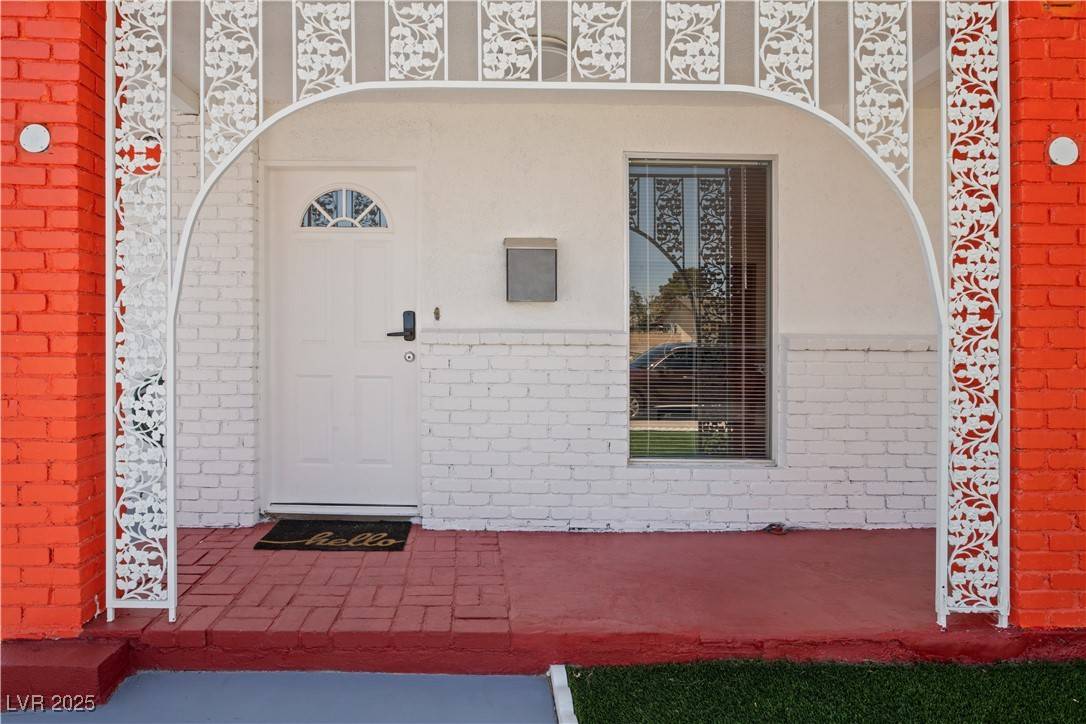 Las Vegas, NV 89119,5375 Chestnut ST