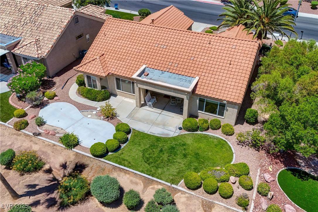 Las Vegas, NV 89134,2808 Crown Ridge DR