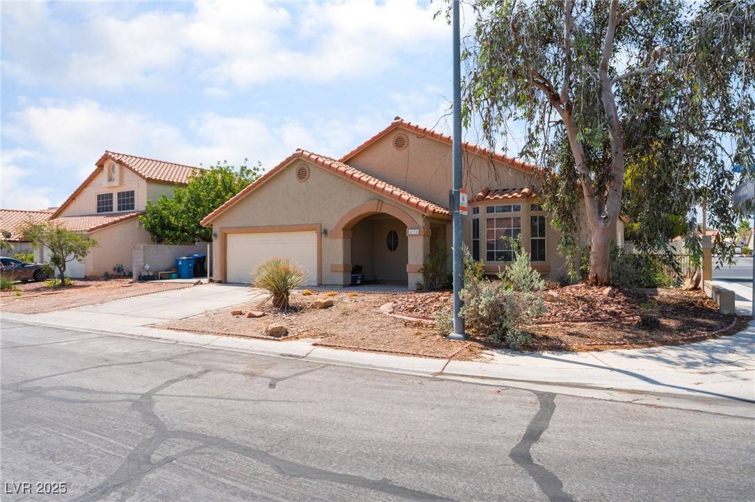 North Las Vegas, NV 89032,4335 Twin Peaks DR