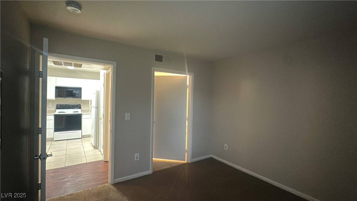 Las Vegas, NV 89183,2300 E Silverado Ranch BLVD #1104