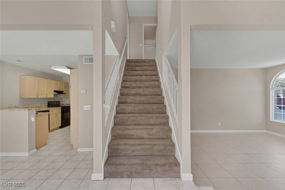 Las Vegas, NV 89147,8027 TERESITA AVE #0