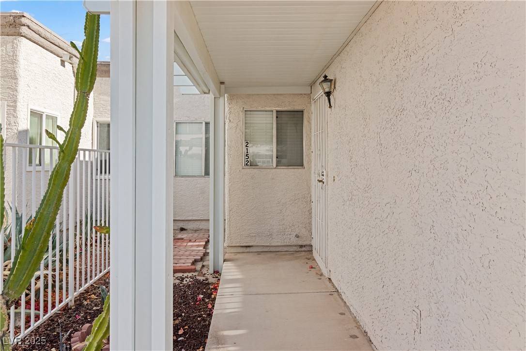 Laughlin, NV 89029,2152 High Dunes LN
